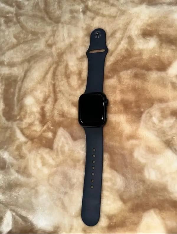 Apple watch series 7 5