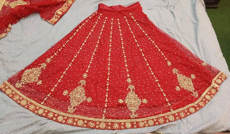 Lehenga and Maxi for rent 9