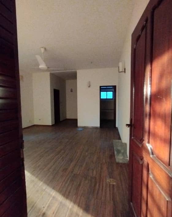 666 Square Yards House For Sale In Rs. 380000000 Only 3