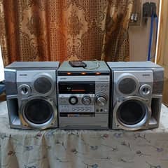 Aiwa sound system 3200 pmpo