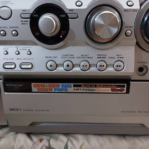 Aiwa sound system 3200 pmpo 5