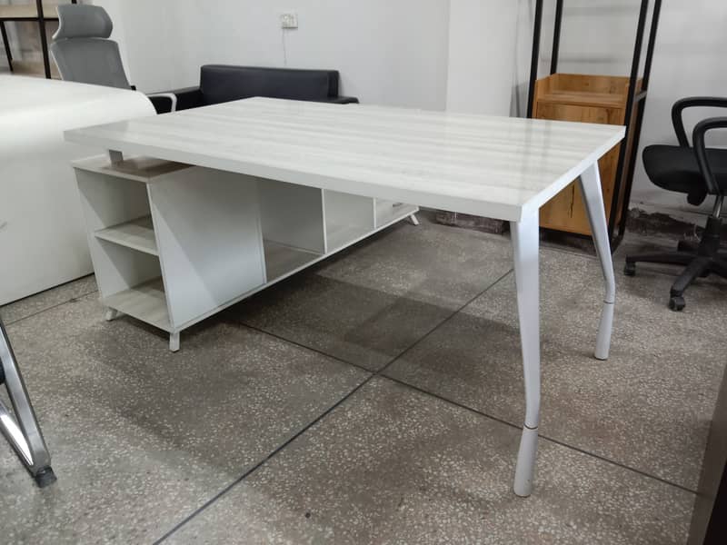 Executive Tables, CEO Tables, Boss Tables, Office Furniture in Lahore 7