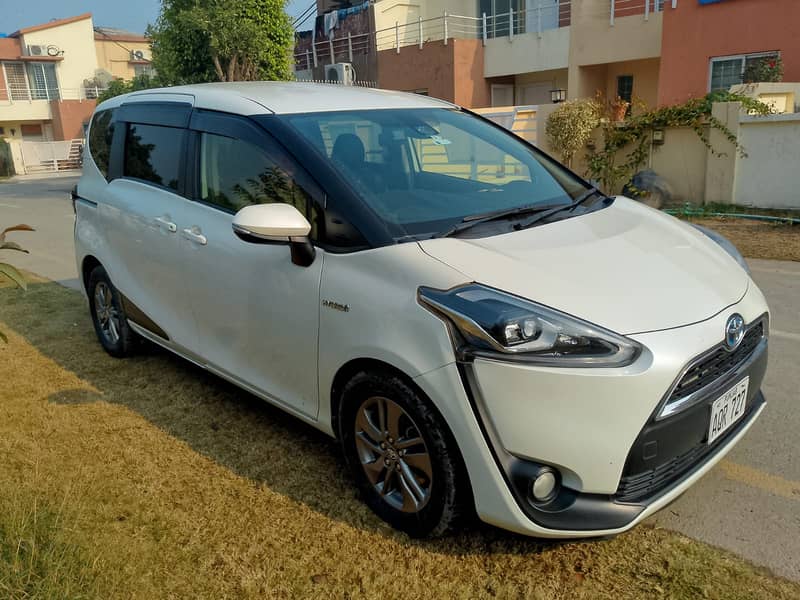 Toyota Sienta 2018 4