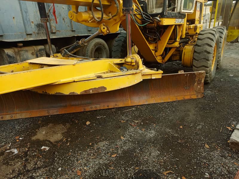 Cat 14G grader 6