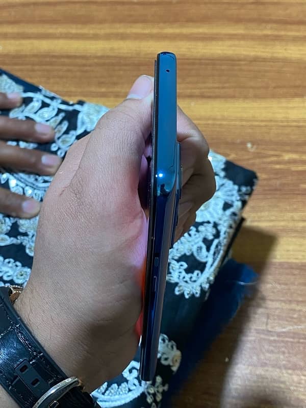 One plus 9/5G 12/256 0