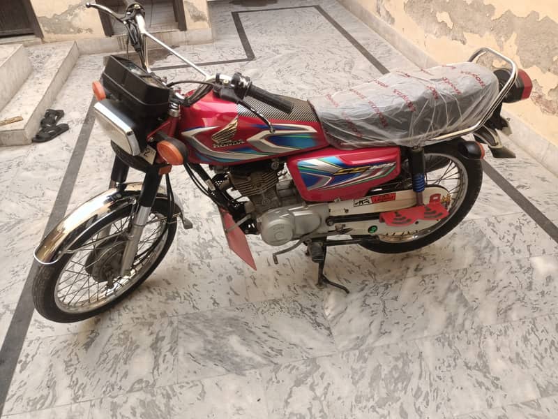 Honda CG125 Model 2022[TOTAL GENIUN] 1