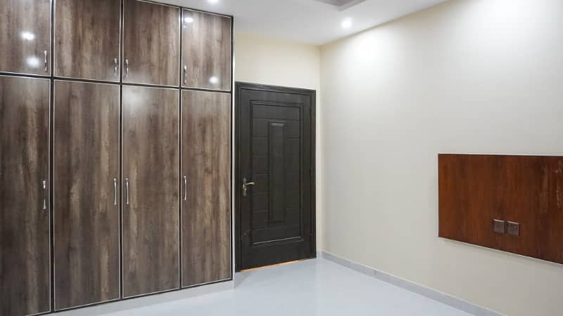 7.5 Marla Brand New Luxury House For SALE In Johar Town Phase 2 18