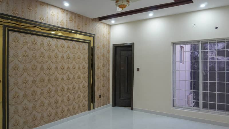 7.5 Marla Brand New Luxury House For SALE In Johar Town Phase 2 28