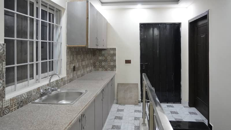 7.5 Marla Brand New Luxury House For SALE In Johar Town Phase 2 42