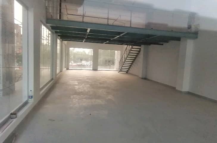 A Spacious 355 Square Feet Office In I-8 Markaz 0