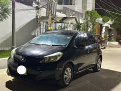 Toyota Vitz 2012