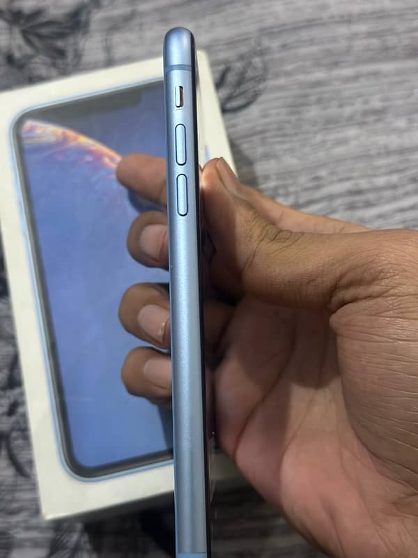 Iphone XR 128GB PTA APPROVED 3