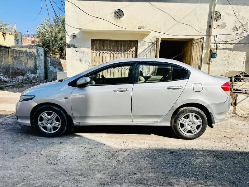 Honda City Silver 1300 CC.  13 Model 12