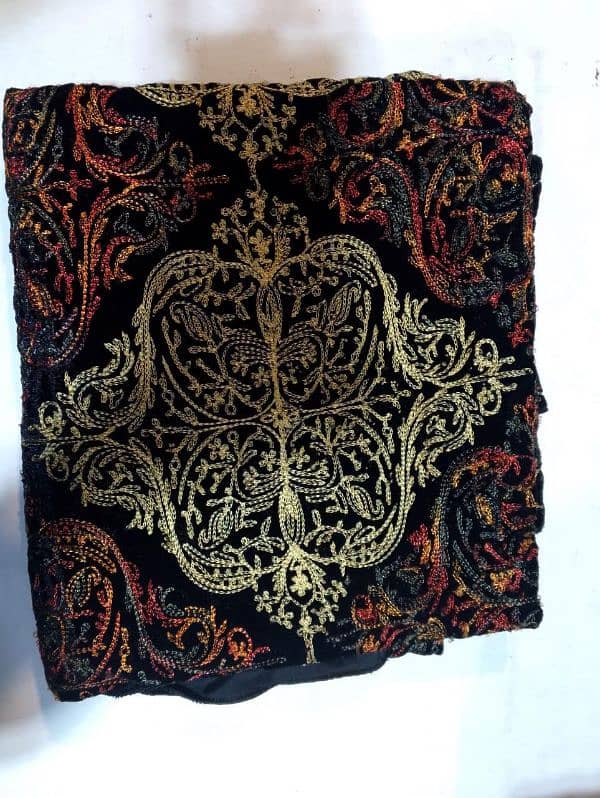 ladies velvet embroidered shawls 6