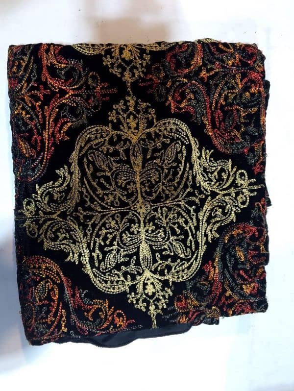 ladies velvet embroidered shawls 7