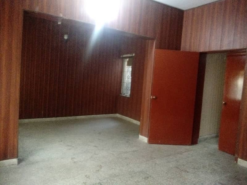 House is located in Chattha Bukhtwar Park Road, Near Comset University, Islamabad. 0