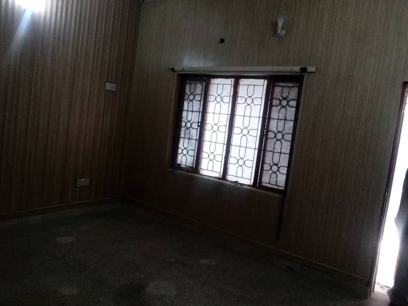 House is located in Chattha Bukhtwar Park Road, Near Comset University, Islamabad. 10