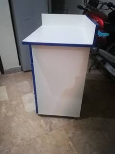 counter available for sale for contact number 03057620772