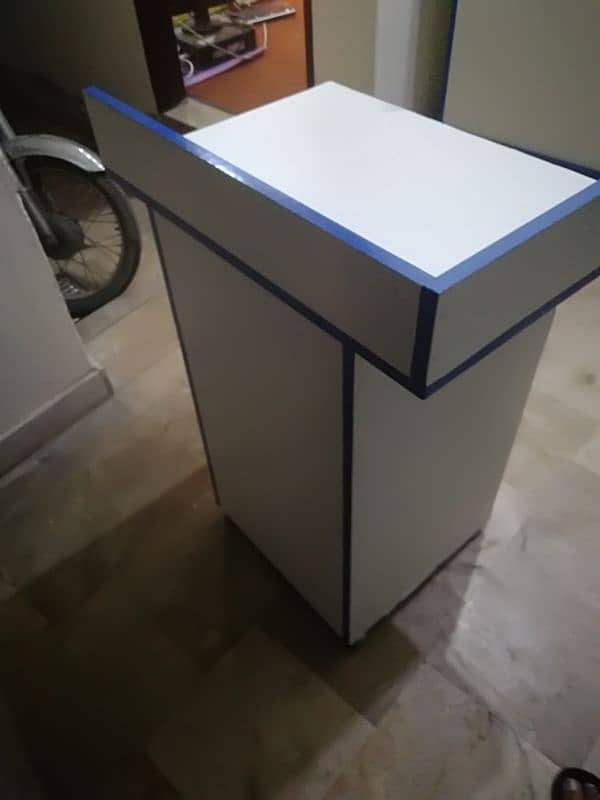 counter available for sale for contact number 03057620772 1