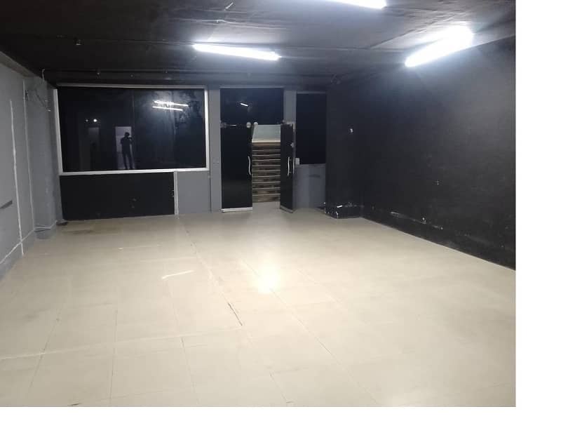 Area 700 Square Feet Office Available For Rent Real Pictures In Main Boulevard Road Gulberg 3 Lahore 1