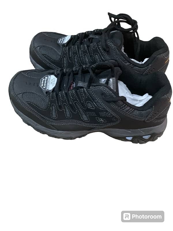 Brand New Sketchers Shoes 3