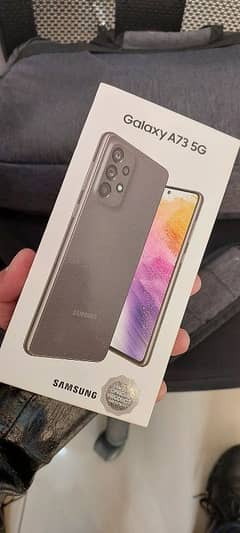 Samsung A73 256/8 grey