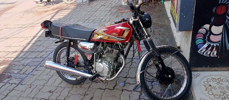 Honda CG125 7