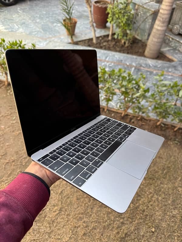 Macbook Air Core m3 7