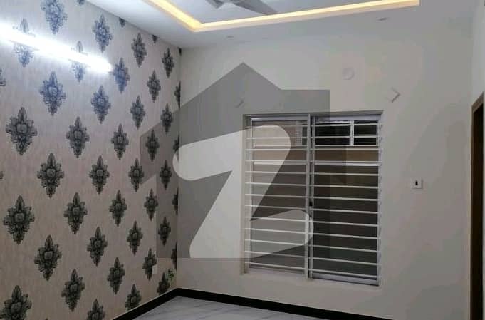 Prime Location 1 Kanal House In Islamabad Is Available For rent 2