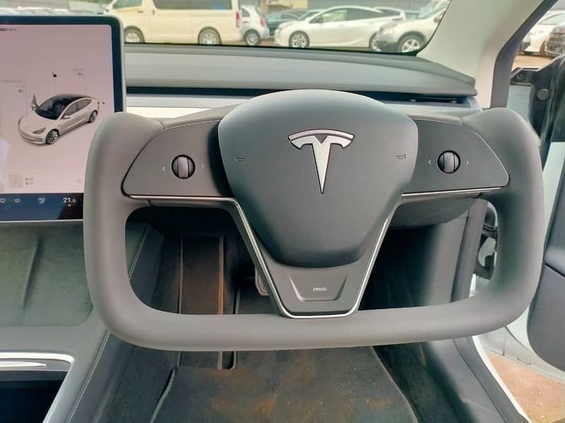 Tesla Model 3 2021 4