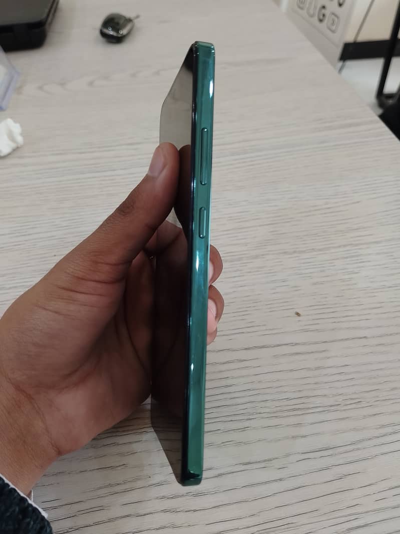 OPPO Reno 12F 4