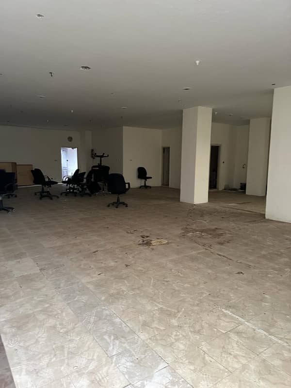 1800 Square Feet Office Available For Rent At Main Boulevard Gulberg 19