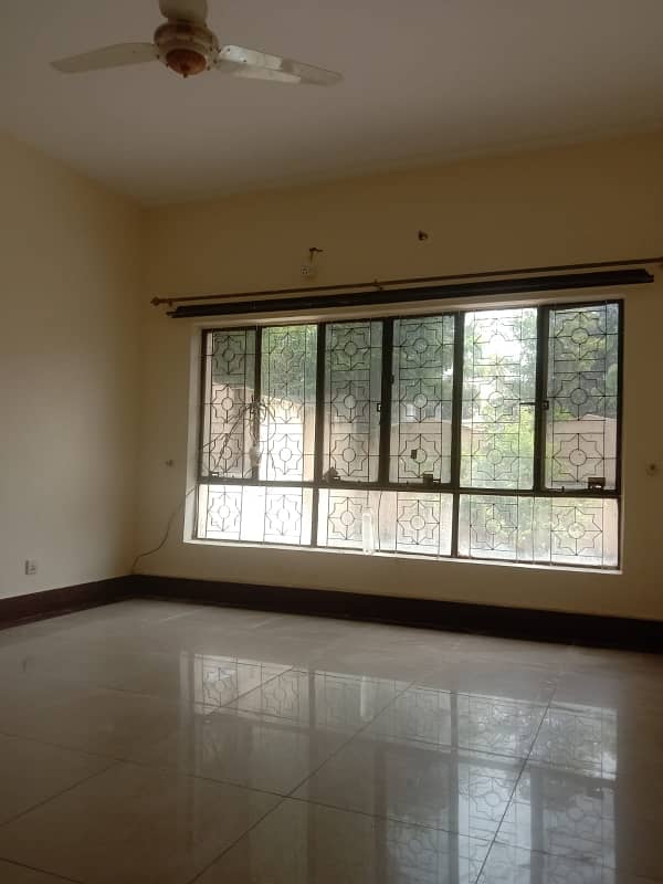 G-9-1 beautiful ground floor for rent 4