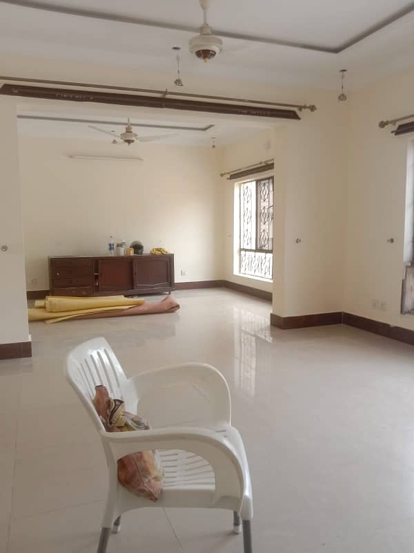 G-9-1 beautiful ground floor for rent 6