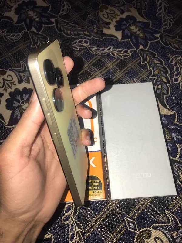 Tecno Spark 20c brand new just box open 4/128 gb 1