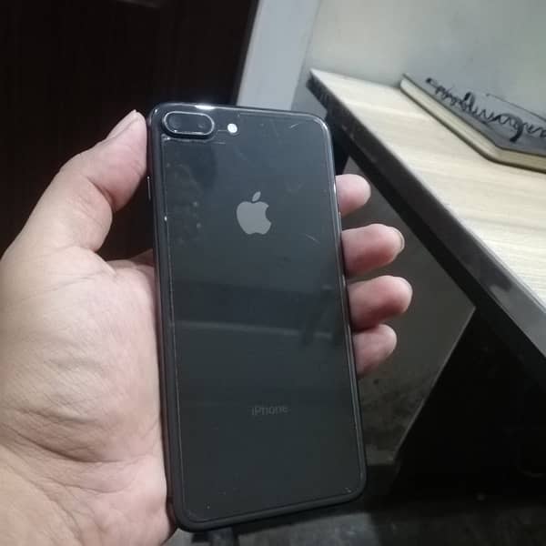 Iphone 8 plus 256 GB Non PTA RS:32000 6