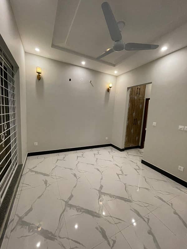 5 Marla Luxury Brand New House Available For Sale In Ghaznavi Ext Block Sector F Bahria Town Lahore 12