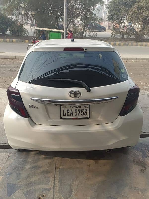 Toyota Vitz 2015/2017 5