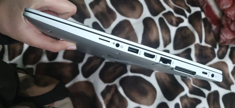 Hp Elitebook Advence model in a perfectly new condition 10