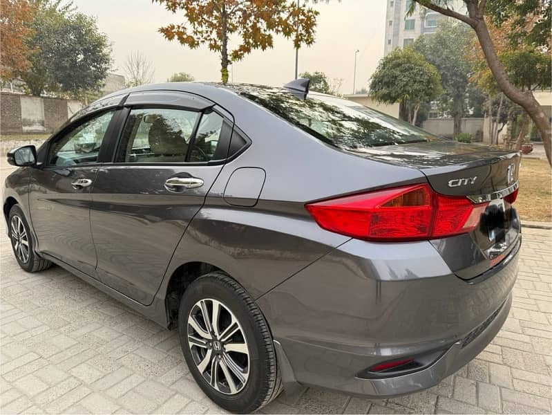 Honda City Aspire 2022 3