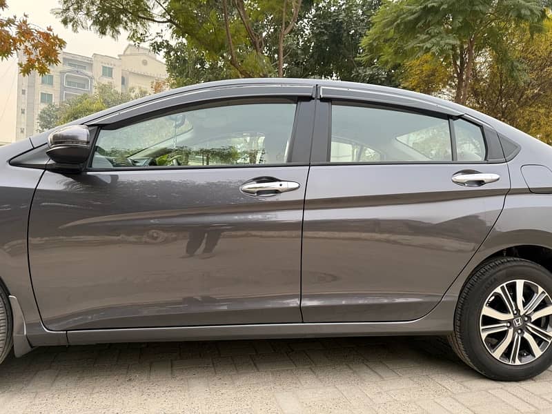 Honda City Aspire 2022 8