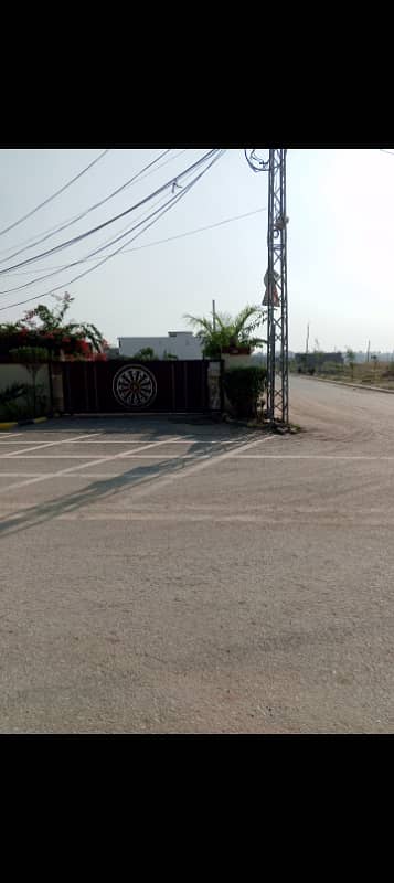 5 Marla PLOT For Sale Size 25+50.25 Foot Gali hy Registery intiqal Demand 3750000 Tahir Khan 03115850472 1