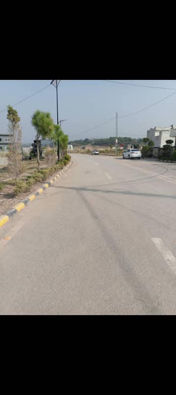 5 Marla PLOT For Sale Size 25+50.25 Foot Gali hy Registery intiqal Demand 3750000 Tahir Khan 03115850472 2