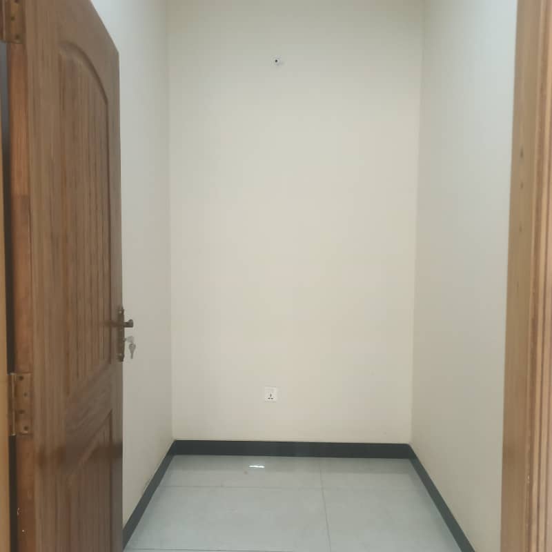 10 MARLA BRAND NEW HOUSE WITH BASEMENT FOR SALE IN OVERSEAS ENCLAVE BAHRIA TOWN LAHORE 15