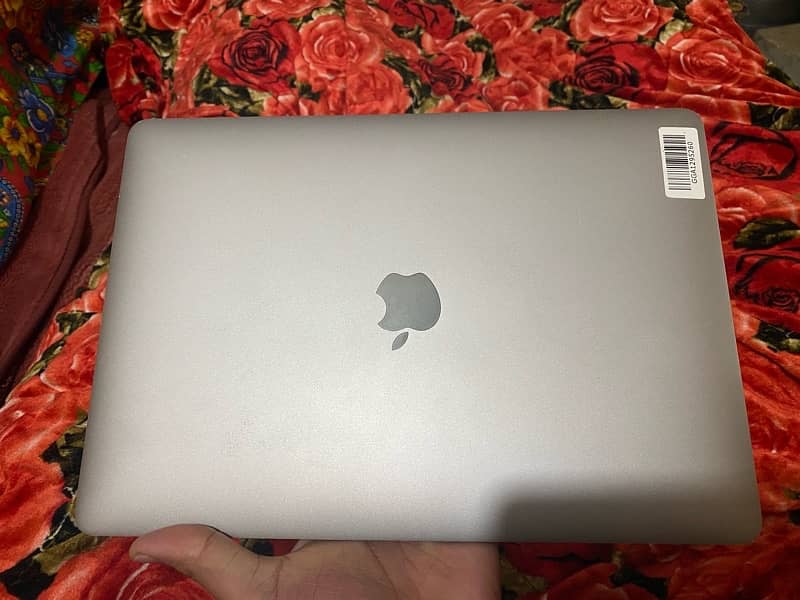 Macbook Pro 2019 13 Inches 0