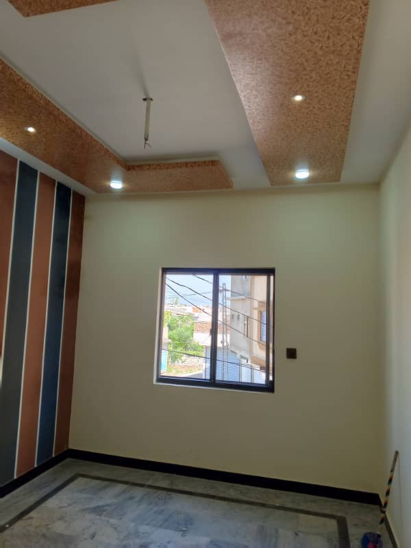 3 Marla Plaza Shop With Apartment Triple Story Electricity Water Rent Value 70000 Registry Intkal 13