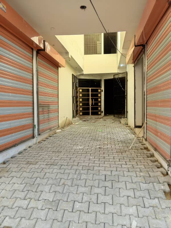 3 Marla Plaza Shop With Apartment Triple Story Electricity Water Rent Value 70000 Registry Intkal 25