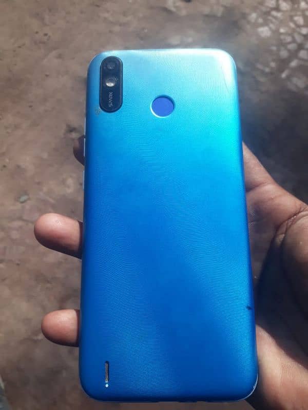 Tecno spark 6 1