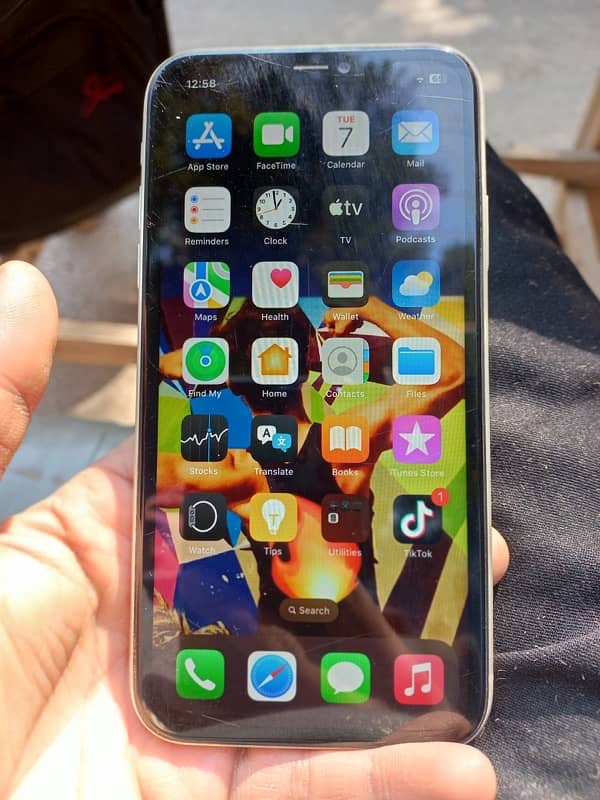 iPhone 11 Non PTA 64GB 10