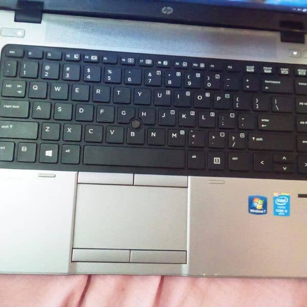 HP LAPTOP FOR ARGENT SALE BRAND NEW CONDITION 0